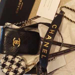 CC Novelty Smartphone Shoulder Bag with Coin Case